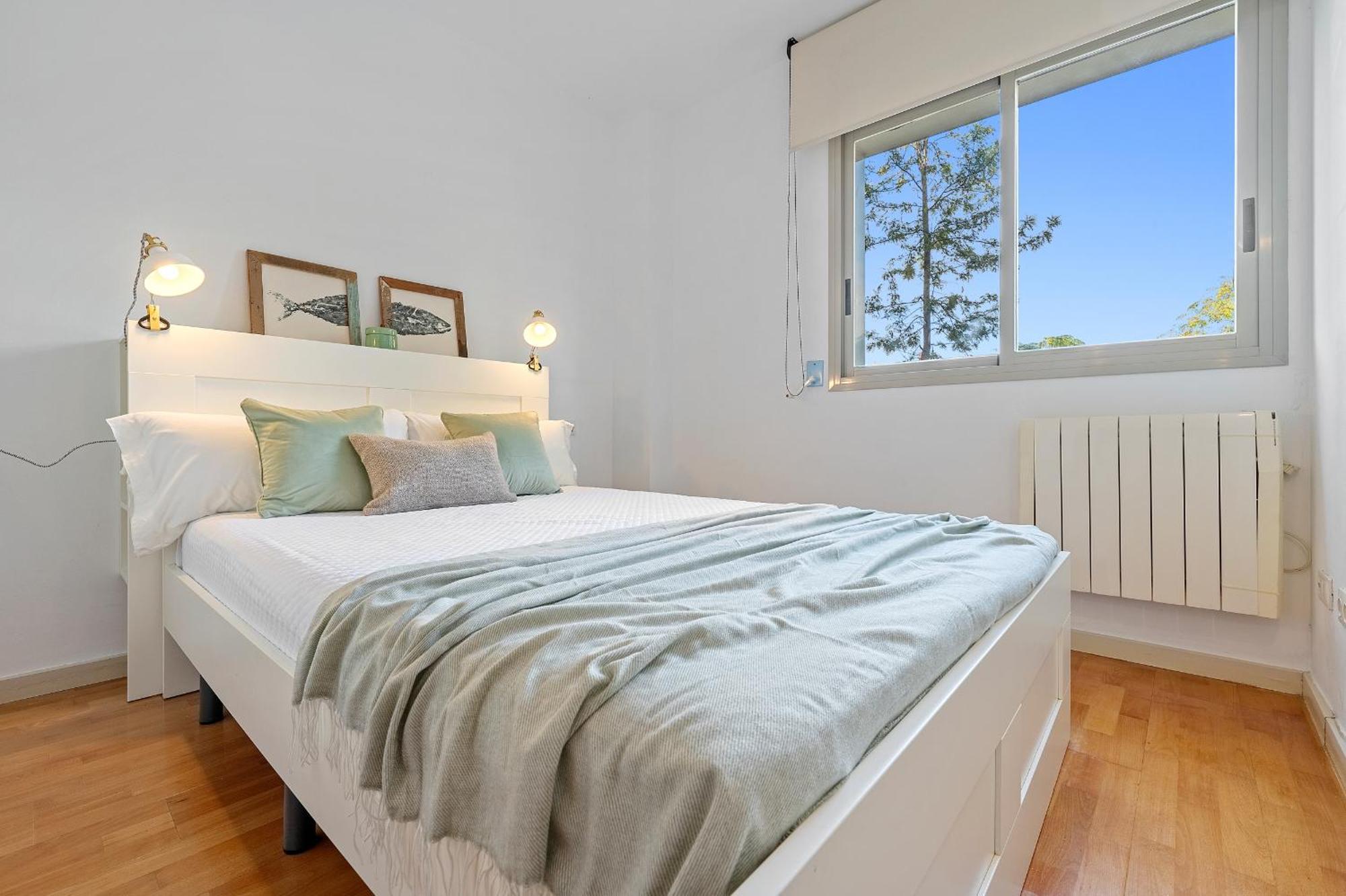 Apartamento Familiar Con Jardin Y Piscina En Appartement *