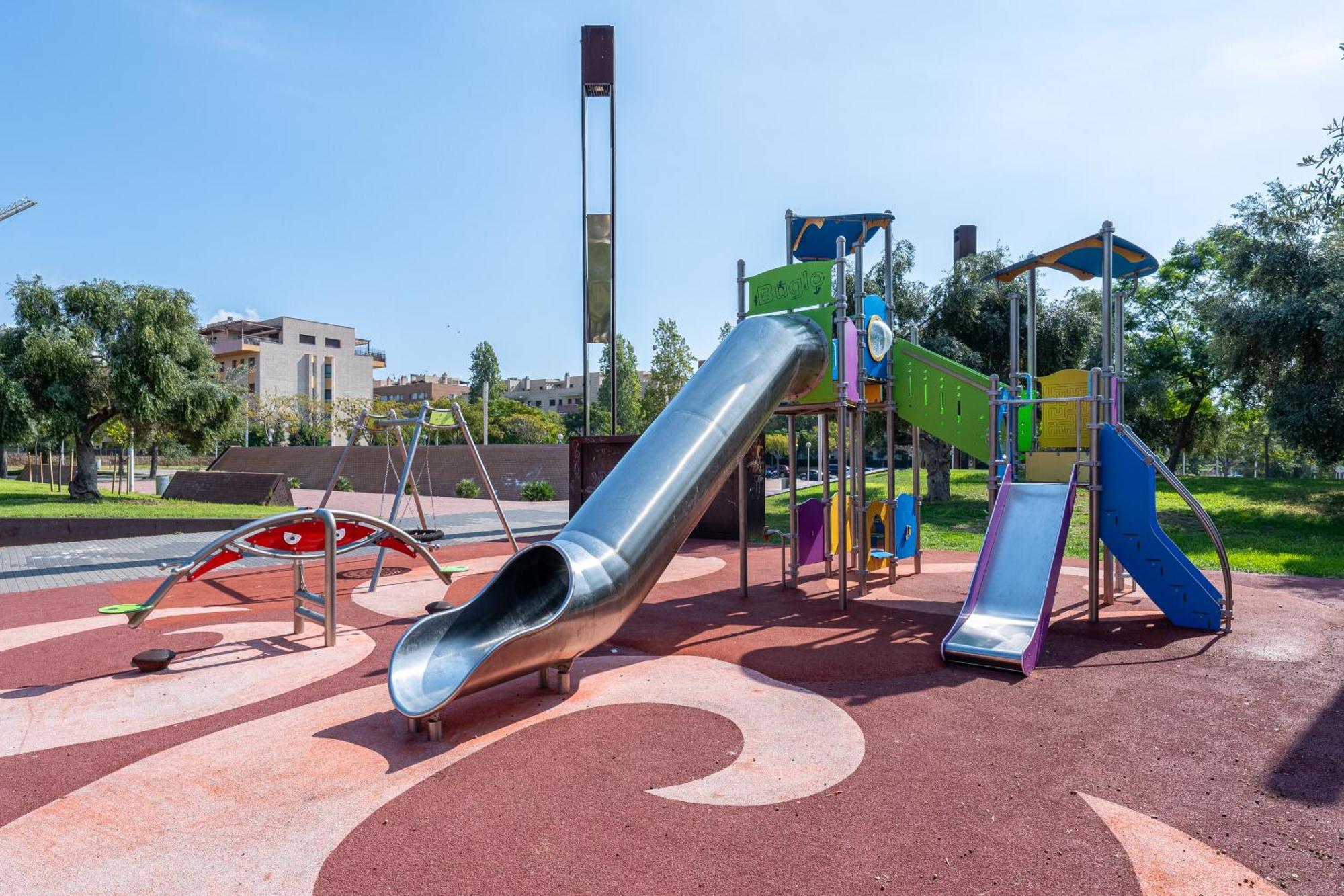 Apartamento Familiar Con Jardin Y Piscina En Appartement